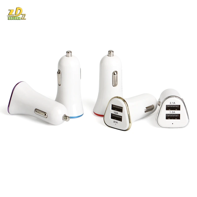 

Автомобильное зарядное устройство с 2USB-портами, 2USB-порта, 2,1 А + 1 А