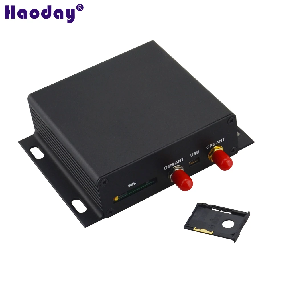 Gps автомобильный Trakcer XT008 с внешним микрофоном и GSM/gps антенной в реальном времени