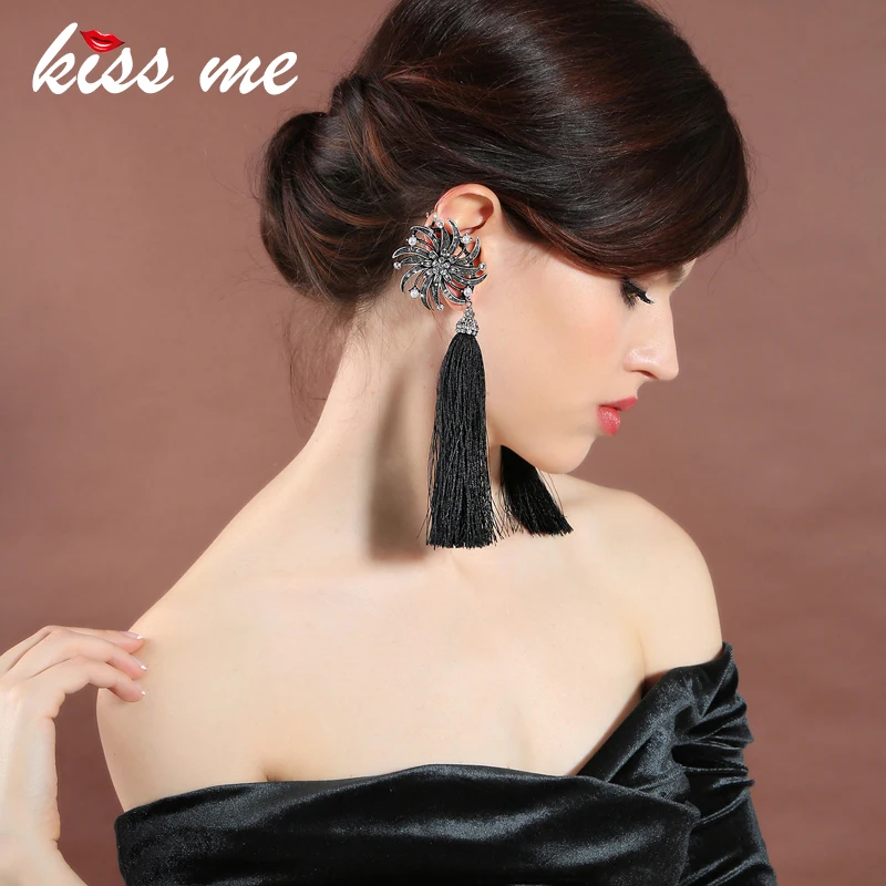 Женские асимметричные серьги кисточки KISS ME черные/синие длинные с бахромой из