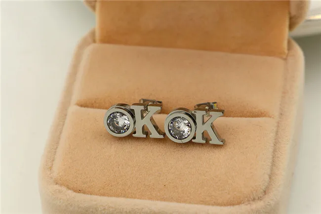 Martick Sport Style OK Letter Stud Earrings Sparkling Crystal For Woman Simple Europe Brand Jewelry E192 | Украшения и аксессуары
