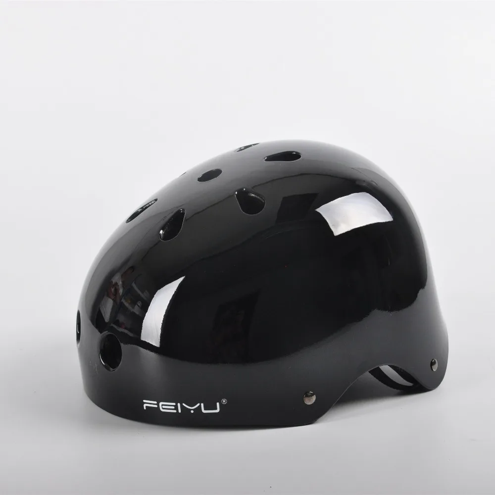 Велосипедный шлем для катания на роликах скейтборде лыжах сноуборде мотоцикле