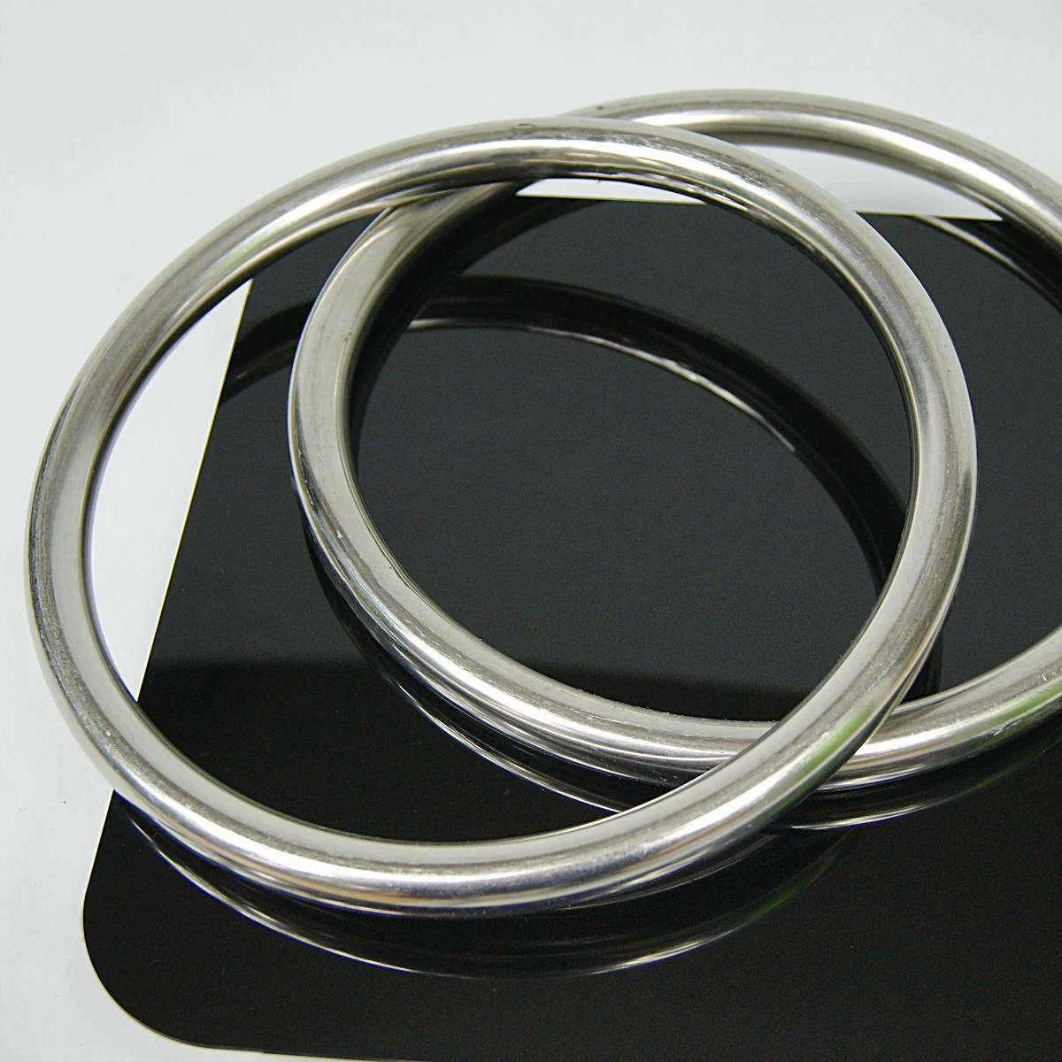 

Marticial Arts Wing Chun Fist Stainless Steel Rattan Martial Arts Training Hollow Rim Equipment Kung Fu Props