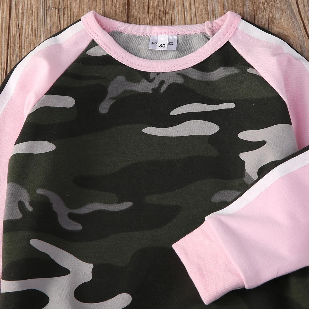 Комплект камуфляжной одежды из 2 предметов для маленьких девочек футболка с