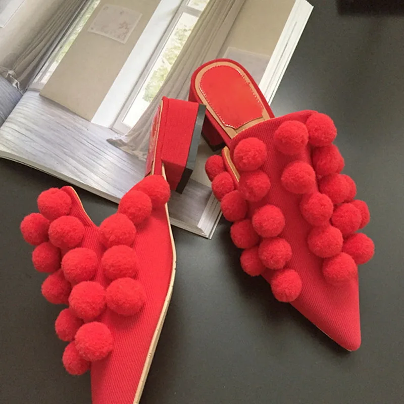Lala ikai женская обувь помпон бархат мулов острым носом насосы красный черный мода