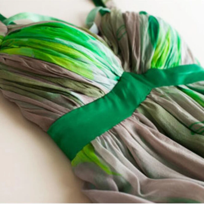 Шелковое летнее платье для женщин элегантное пляжное длинное зеленое с принтом