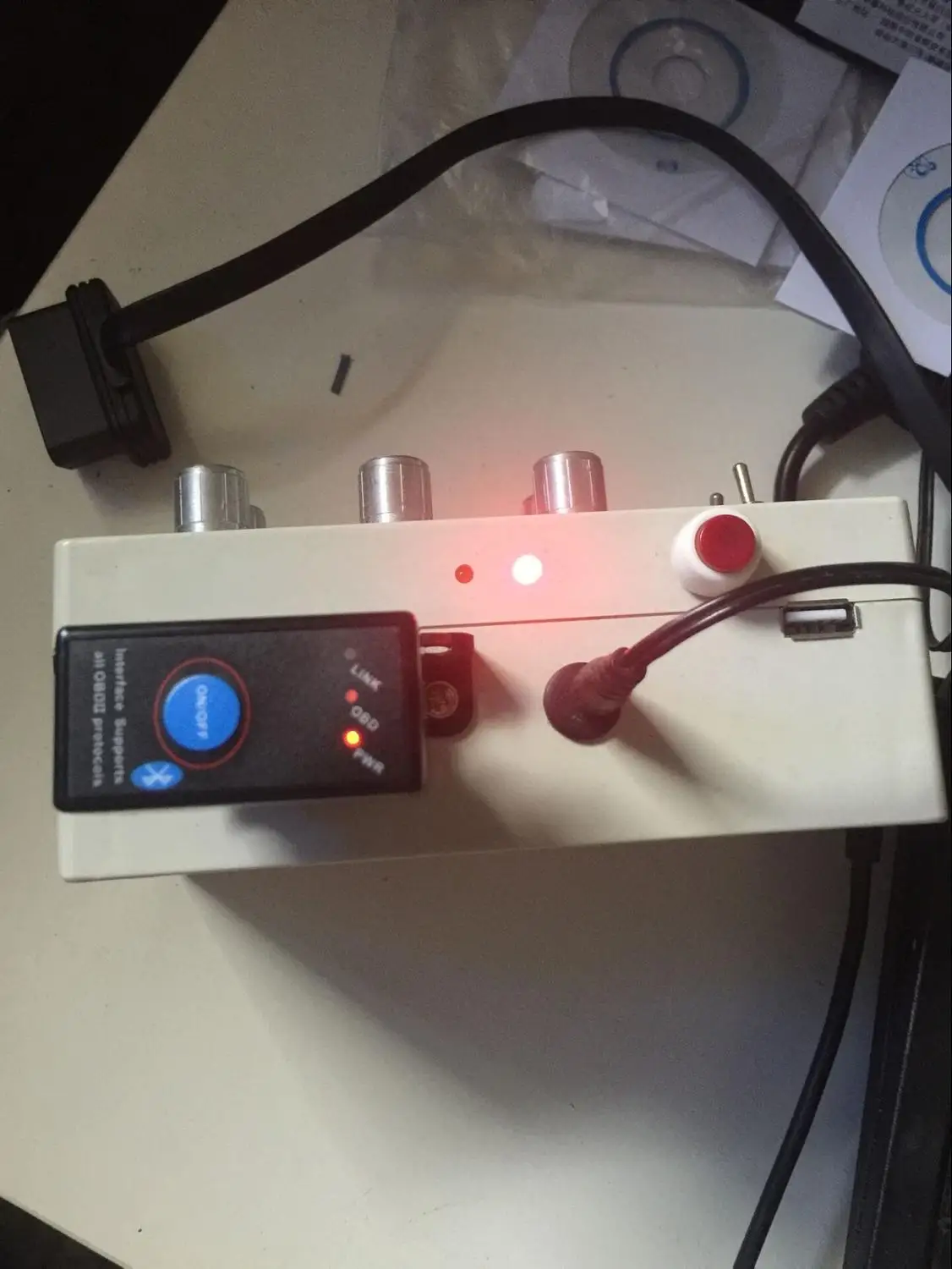 Для разработки нового инструмента OBD для симулятора ЭБУ автомобиля ELM327 Детектор потока данных топливного расхода.