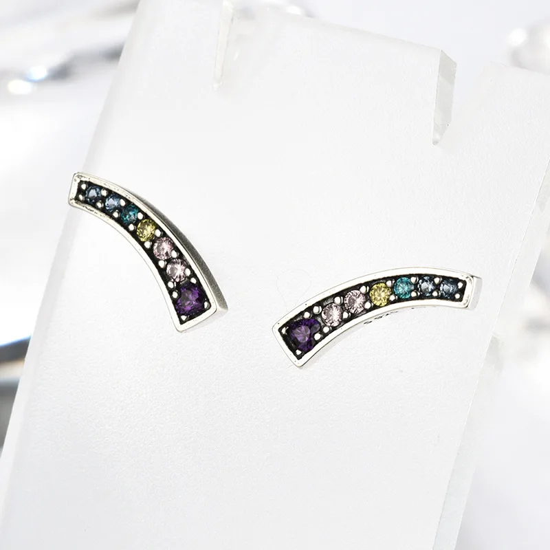 

Luxury New Brand Stud Earrings CZ Zircon Earrings Rainbow Heart Shaped Earrings For Women Female Brincos Wedding Jewelry