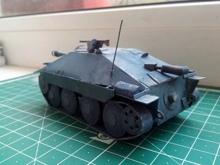 

1:35 3D Paper Model German Stalker Tank Destroyer Paper Model Tank World Paper Model Girl and Chariot Military Collectible Gift