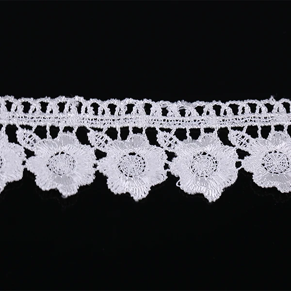 Белая вышитая отделка Водорастворимая аппликация для украшения кружево