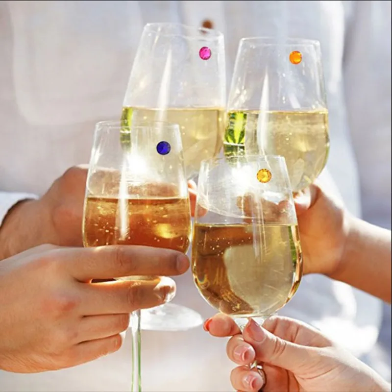 Magnet Diamond Wine charms New Fashion Design 6PCS Glass Charms Rings Marker Christmas Party Bar Table Decorations | Дом и сад