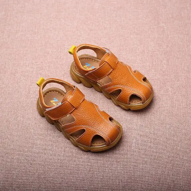 Сандалии Баотоу для мальчиков нескользящая детская обувь на мягкой подошве