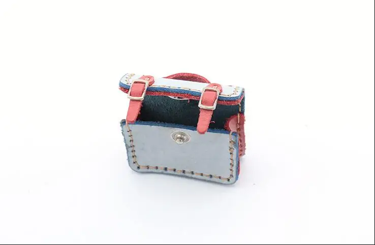 Поделки из кожи мини сумка маленький портфель кулон вышивка шаблон ПВХ шаблон