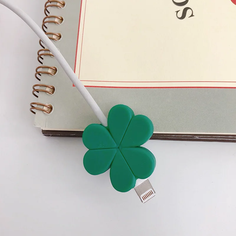 Four-Leaf Clover Кабель Bite милые фрукты кабель протектор для iphone USB кабель Органайзер Chompers зарядное устройство провода Держатель Pprotege кабель для игрушек забавные - Цвет: Four-Leaf Clover