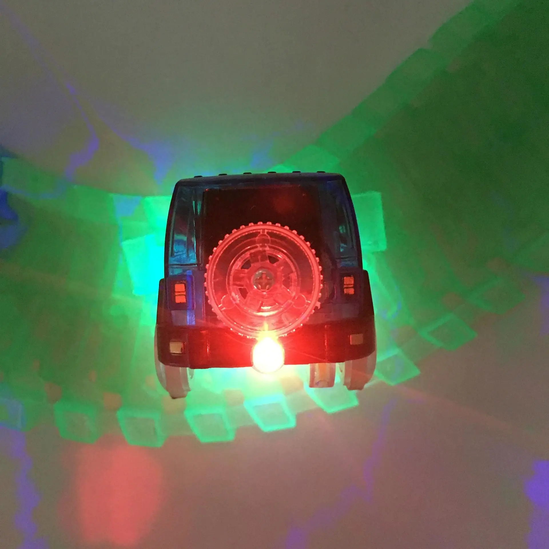 LeadingStar1Pcs детский светодиодный Электрический автомобиль игрушка для светящиеся рельсы Светящиеся в темноте гоночный автомобиль(не включает треки) zk25
