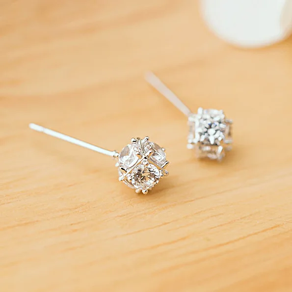 Серьги гвоздики квадратные из серебра 100% пробы с фианитами|Серьги-гвоздики| |