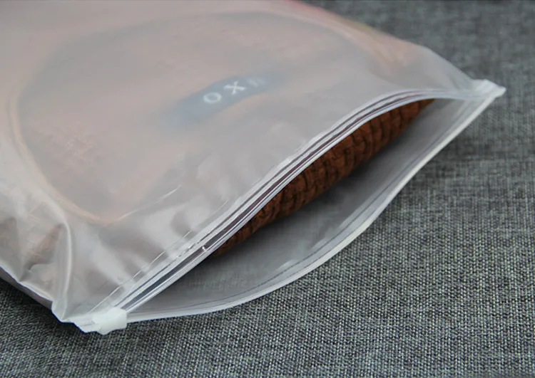 50 шт 160mic обе стороны матовые одежды Ziplock мешок Одежда Игрушки полотенце дорожный