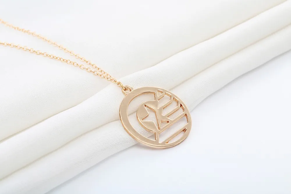 Cxwind Jewellery стуцкая Капитан Америка солдат Вдохновленный символ Цепочки и ожерелья