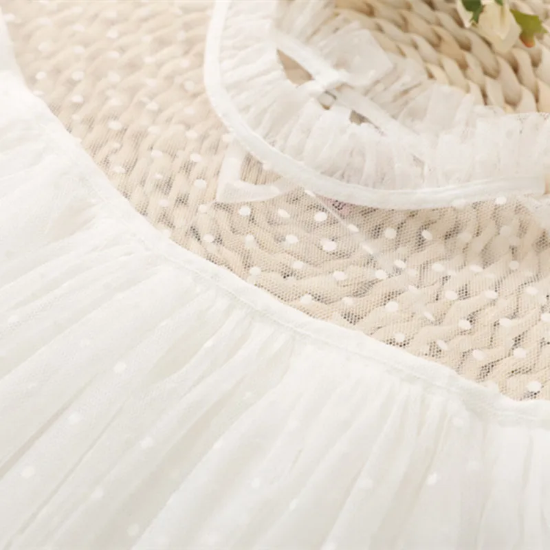 Мода для девочек белая рубашка с кружевом короткими рукавами вырезом в горошек