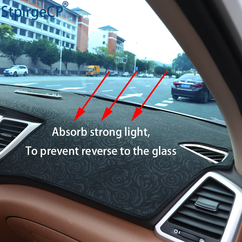 Новейший нескользящий автомобильный коврик для приборной панели с розовым