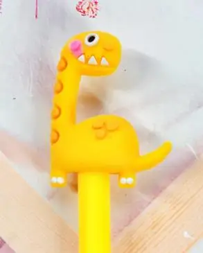 Gel pen 1 шт динозавр гелевая ручка 0,5 мм новинка милые ручки, кавайные канцелярские принадлежности студенческие гелевые ручки черные письма кавайные ручки школьные принадлежности - Цвет: Gel pen
