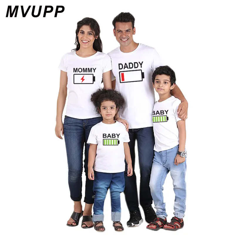 MVUPP/одинаковые комплекты для семьи футболка мамы дочки папы и сына меня одежда