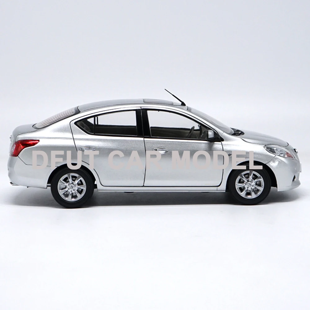 1:18 Sunny/Versa Car Diecast Model Toy New In Box For Gift/Collection/Kids/Decoration | Игрушки и хобби