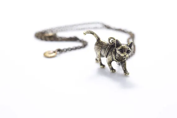 Модное ожерелье в античном стиле серебро/античная бронза/Черный кот с пистолетом