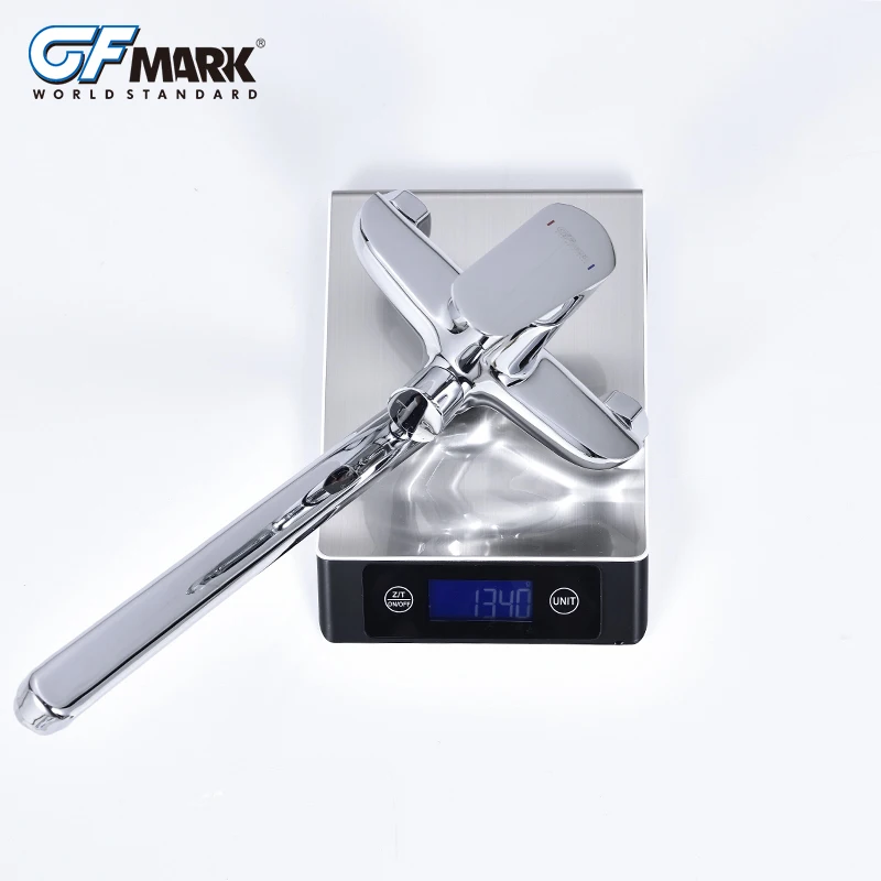 GFmark Поворотный смеситель для душа с длинным Изливом настенный хромированный