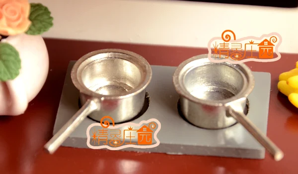 

MINI dollhouse miniature Mini kitchen furniture silver dome piece cute mini