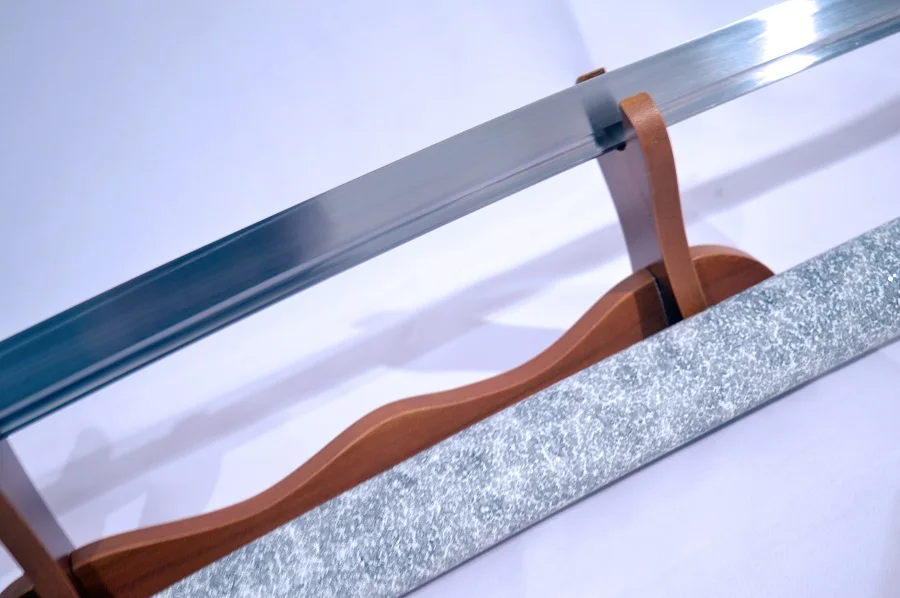 oil-quenching 1060 STEEL oil quenching clay tempering golden blade handmade katana sword - Цвет: oil-quenching