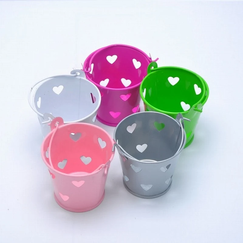 100 шт. красочные сердца полые Олово ведра Mini Bucket свадьба коробка конфет шоколад