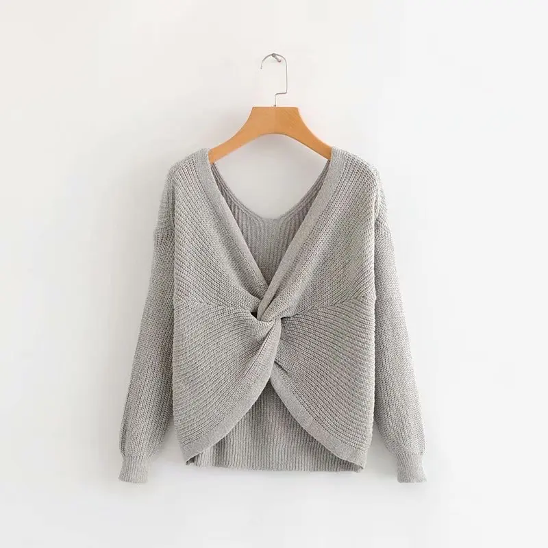 Женский свитер с треугольным вырезом Wonder осенне-зимний однотонный короткий