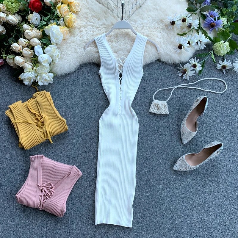 Женское трикотажное мини-платье ALPHALMODA облегающее платье без рукавов с глубоким