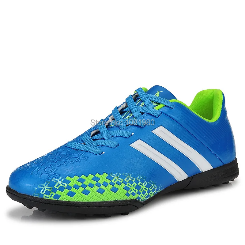 running soccer shoes