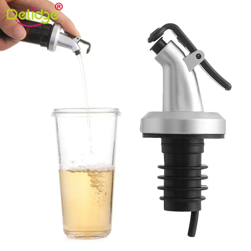 1Pc Olive Oil Sprayer Liquor Dispenser Kitchen Tools for Vinegar Wine Pourers Flip Top Beer Bottle Plug Stopper Accessories |
