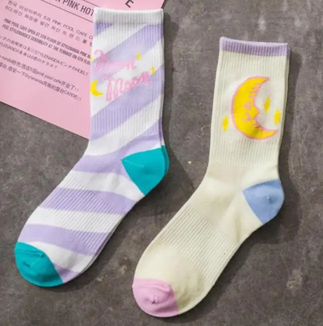 

Moon Pattern Women Girl Combed Cotton Crew Socks