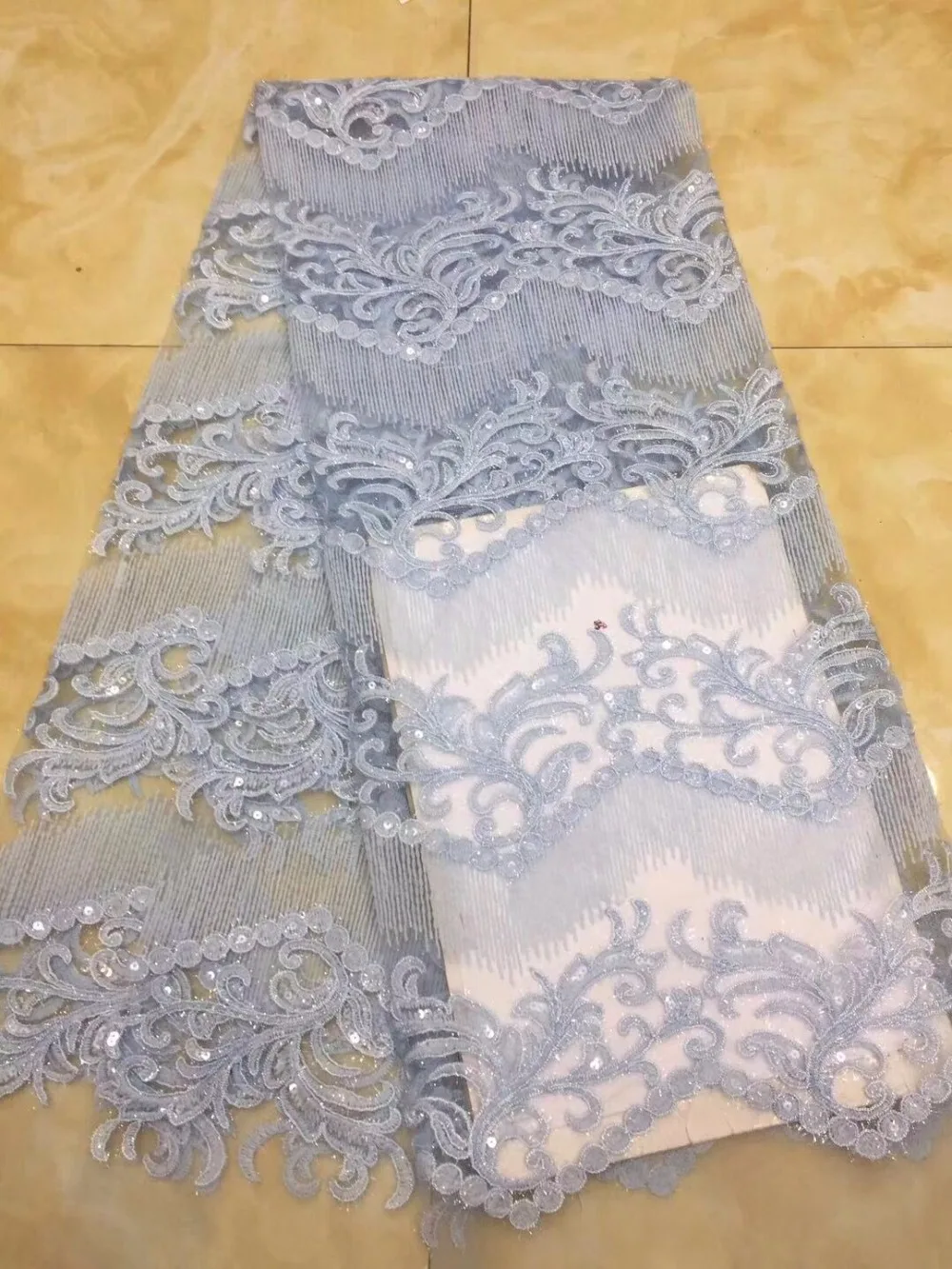 Новое поступление 2019 красивая золотая французская кружевная ткань с блестками