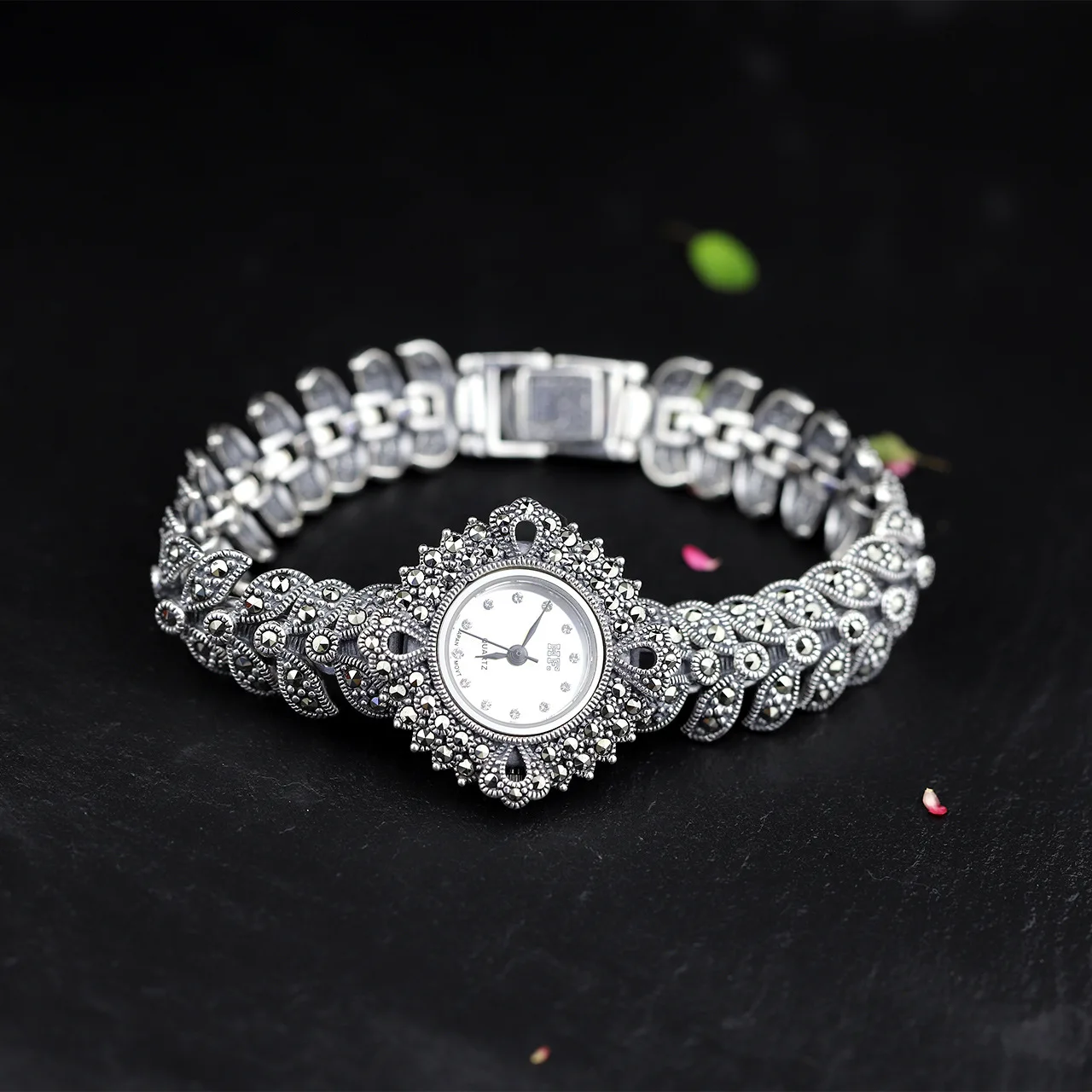

Retro Thai Silver Goods New Elegant Business S925 Sterling Silver Women's Fashion Watch Bracelet