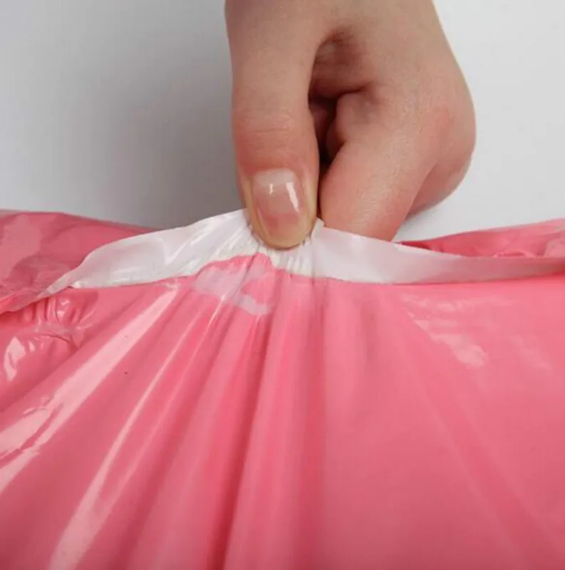 Розовые пластиковые почтовые пакеты 20*30 см для почтовых отправлений с конвертом