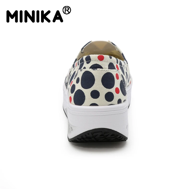 Minika/Обувь для похудения Парусиновые кроссовки на платформе с полукруглой