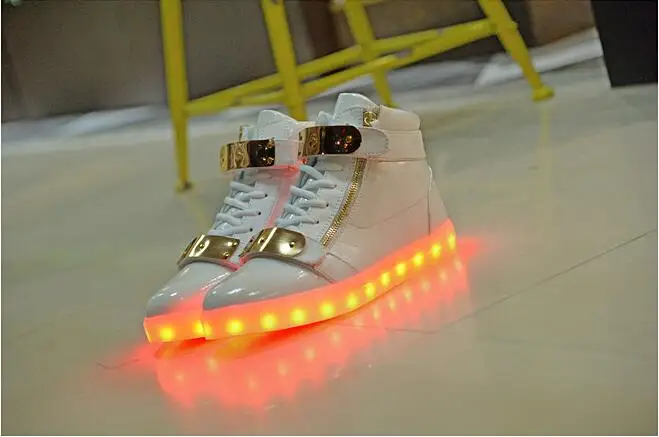 LED Seven Colors USB Charging Fluorescent Shoes Couple Korean high - top Leisure Sports Luminous | Обувь