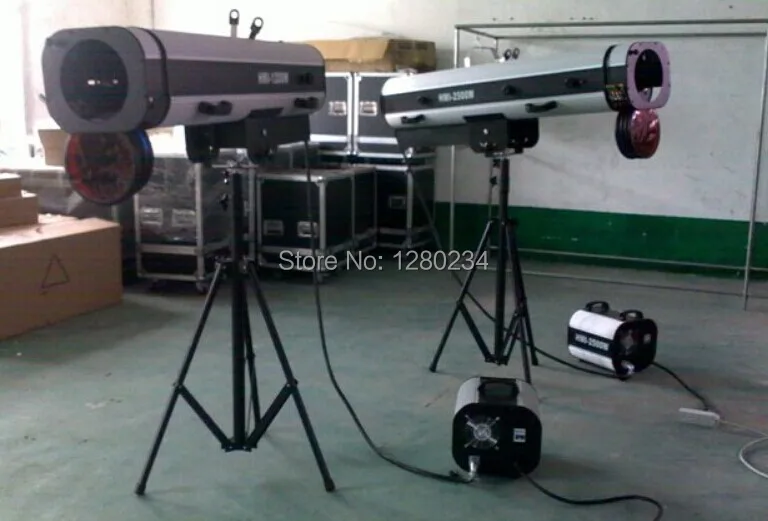

Good quality 2500w follow spot light stage effect disco light with handle