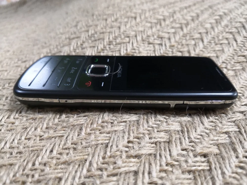 Разблокированный Nokia 6700C 6700 классический 2,2 дюймов 5MP камера Ruissian/арабский клавиатура Поддержка Восстановленный мобильный телефон
