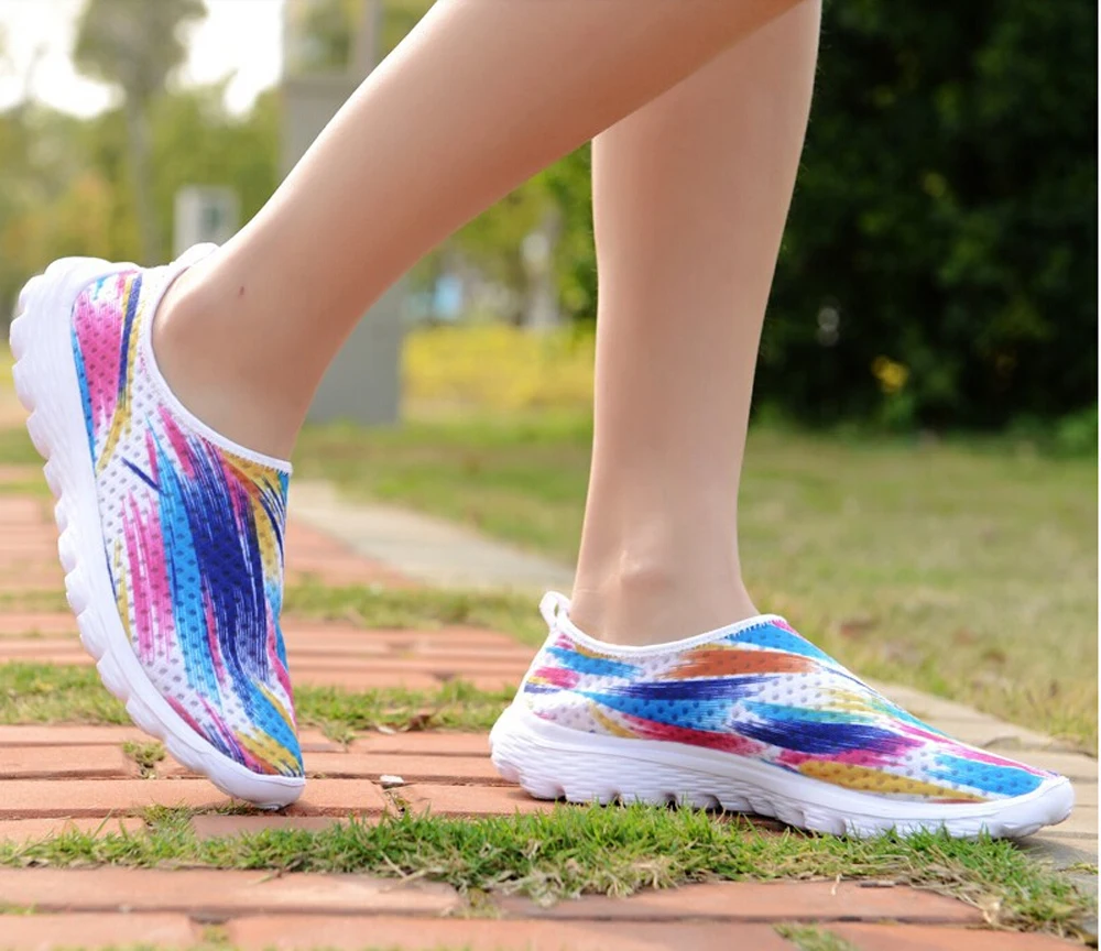 Для женщин свет Вес кроссовки милые женские с рисунком кота летняя спортивная