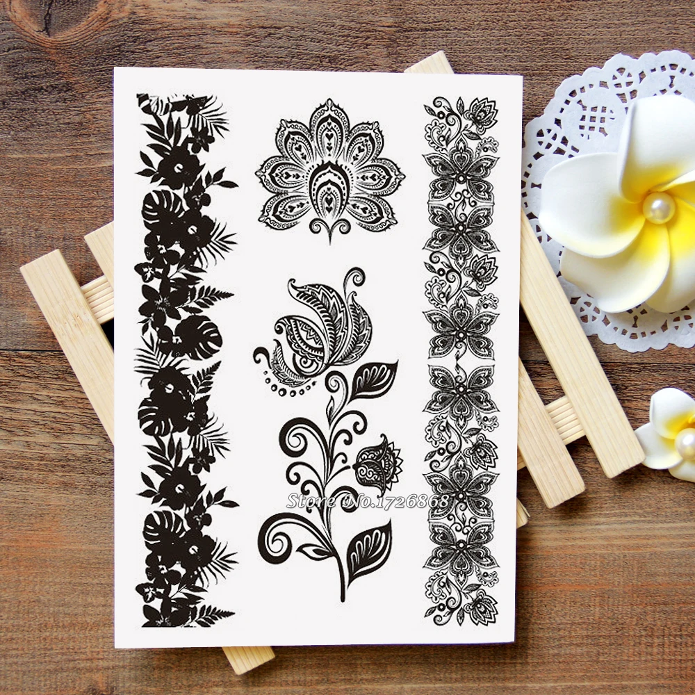 

Waterproof Metallic Gold Silver White Temporary Tattoo For Black India Henna Tattoo Love Flower Pattern #015