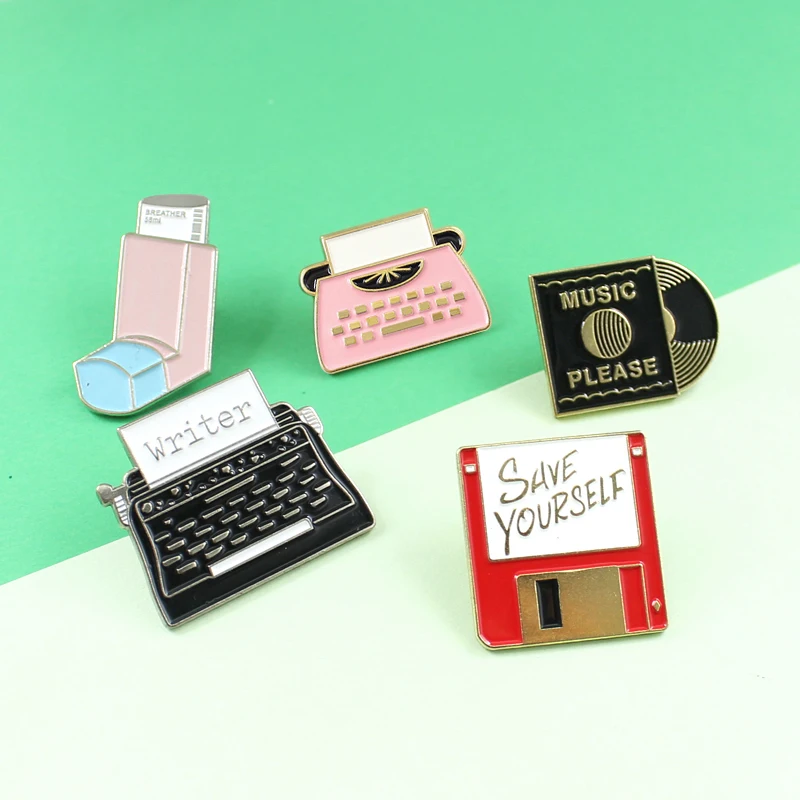 Классические ретро товары броши музыкальная машинка Сэкономьте себя USB диск