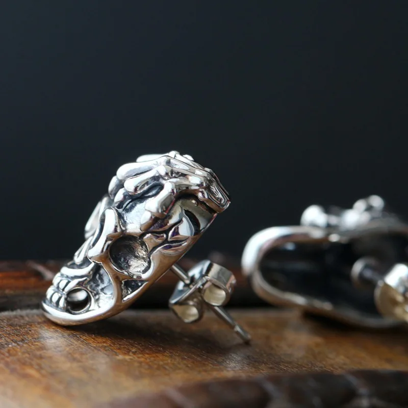 Винтажные тайские серебряные серьги гвоздики с черепом мужские хип хоп