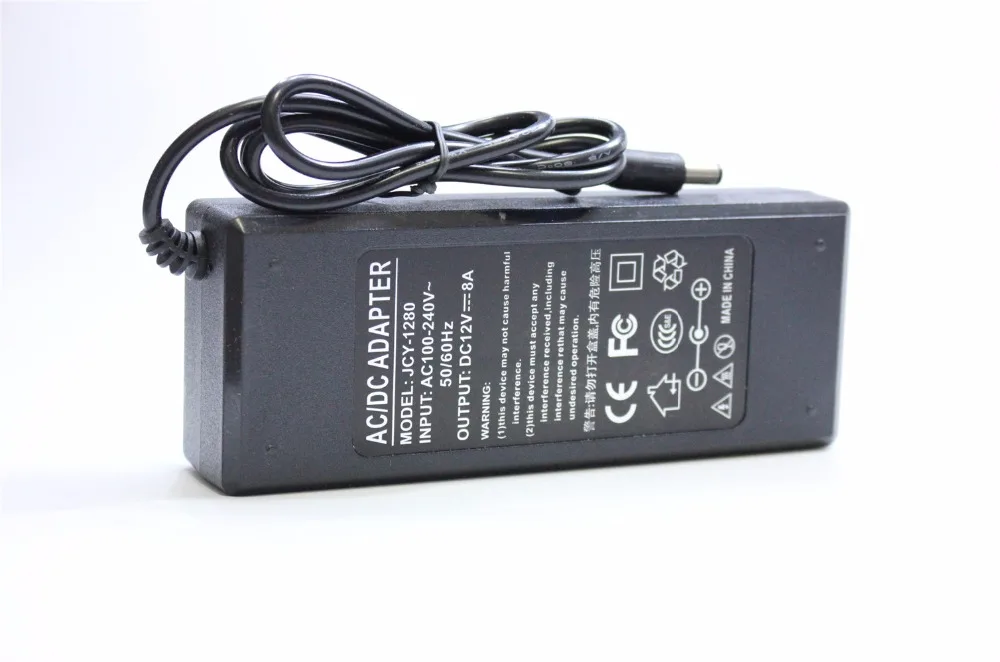 Высококачественный универсальный преобразователь переменного тока для DC 12V 8A 96W