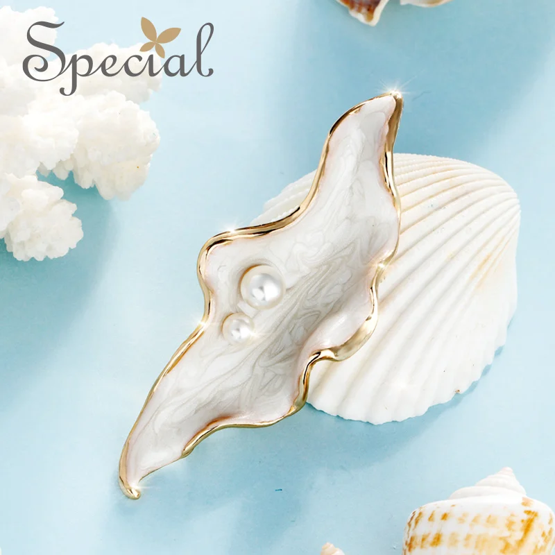 

Special New Fashion Enamel Brooches Pin Lovely Frog Brooch Bouquet Animal Wedding Jewelry 2021 Gifts for Women S1808B