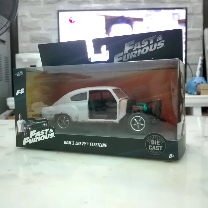 Фирменная Новинка JADA 1/32 масштаб автомобиля игрушки судьба яростный F8 DOM's Chevy